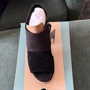 Toms Black Open-Toe Heels